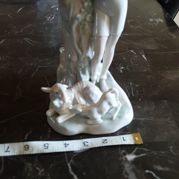 Lladro figurine BOY With LAMBS LLADRÓ Figurine. 4509 porcelain matt - Picture 7 of 15